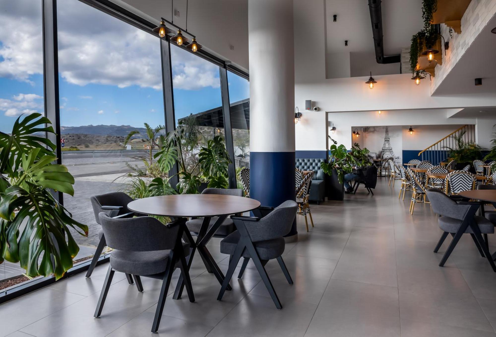 Terra Apartments In Caesar Blue Resort, Fixed Lunch Till 3Pm, Gym, Heated Pool, Sauna, Kids Club Rizokarpaso Eksteriør billede