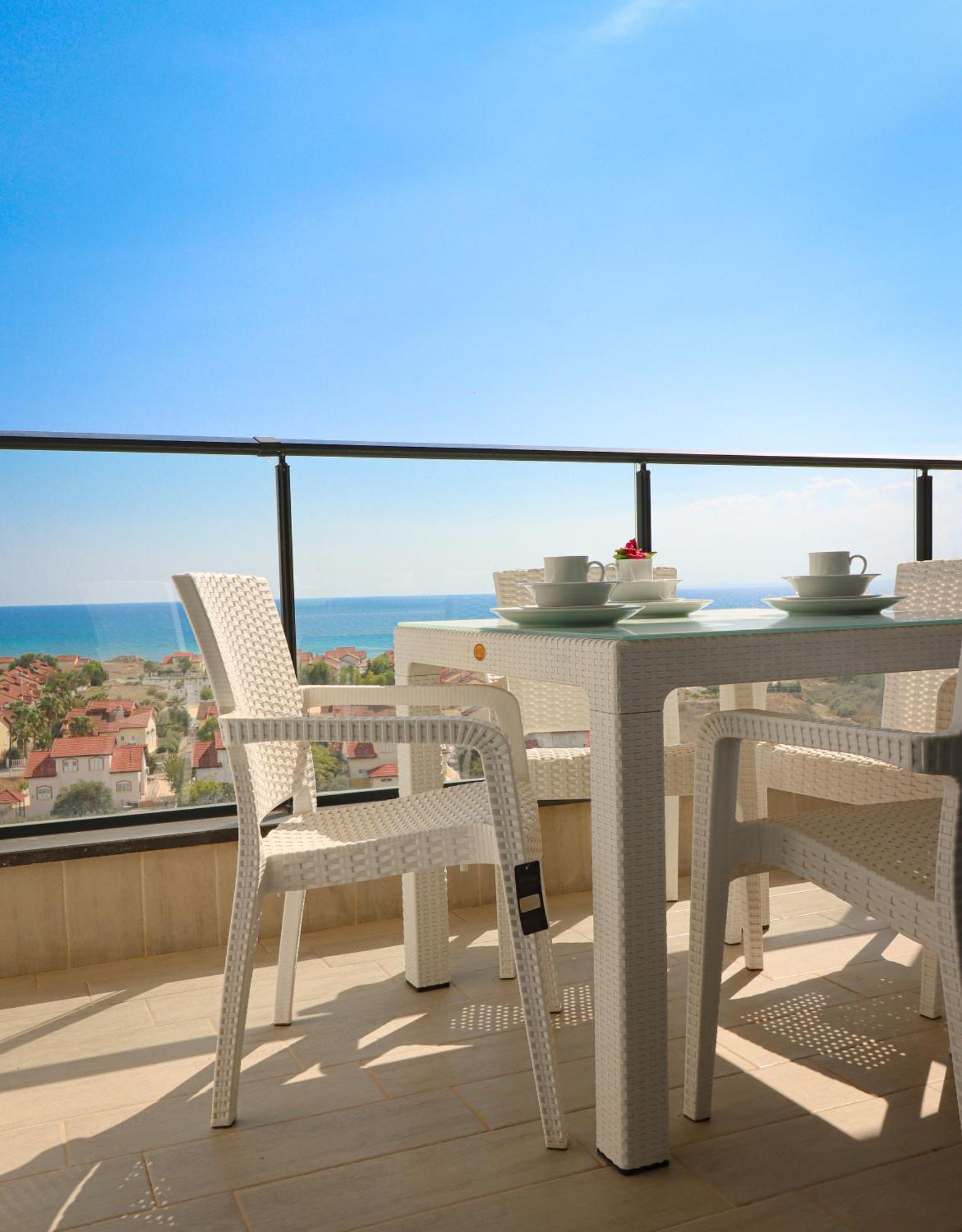 Terra Apartments In Caesar Blue Resort, Fixed Lunch Till 3Pm, Gym, Heated Pool, Sauna, Kids Club Rizokarpaso Eksteriør billede